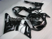 Charger l&#39;image dans la galerie, Black and White Factory Style - YZF-R1 98-99 Fairing Kit