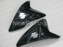 Charger l&#39;image dans la galerie, Black and White Red Factory Style - GSX-R750 11-24 Fairing