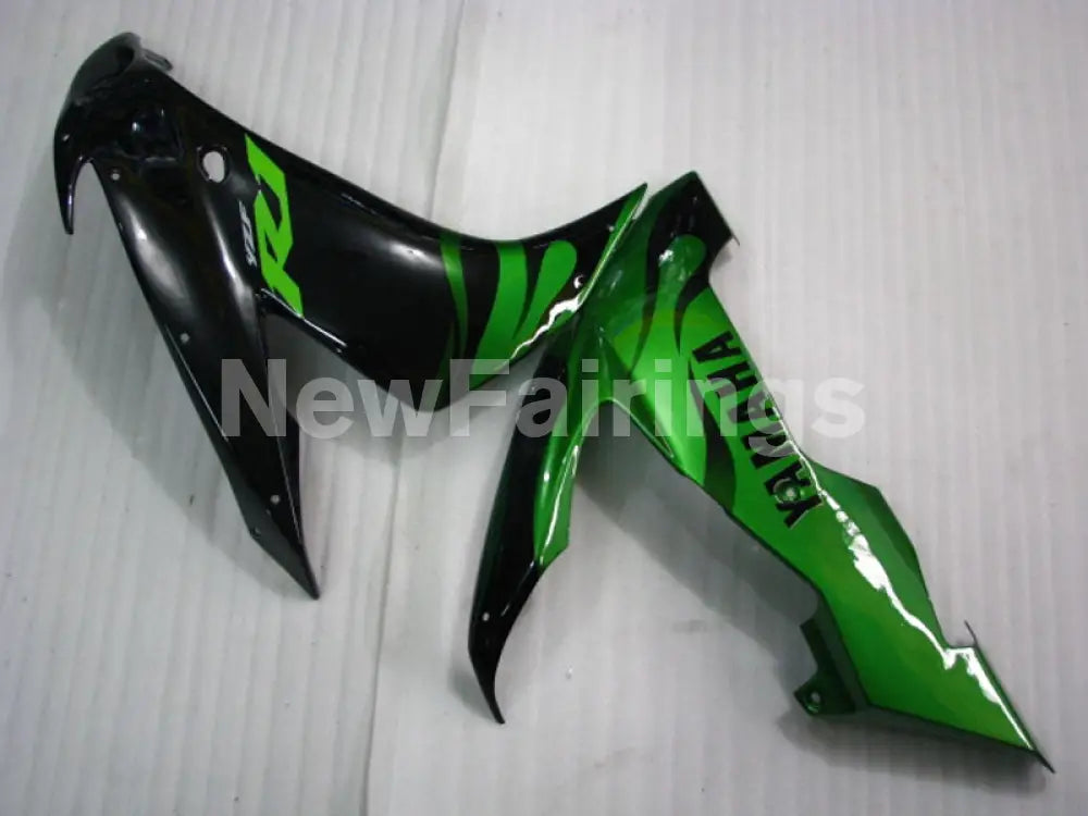 Black Green Flame - YZF-R1 04-06 Fairing Kit - Vehicles &