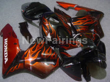 Charger l&#39;image dans la galerie, Black and Orange Flame - CBR600RR 05-06 Fairing Kit -