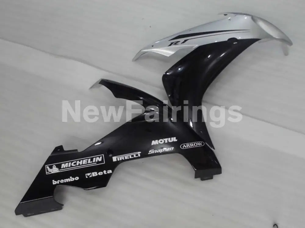 Black Silver Factory Style - YZF-R1 04-06 Fairing Kit