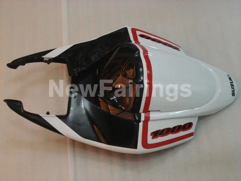 Black and White Beacon - GSX - R1000 05 - 06 Fairing Kit