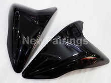 Load image into Gallery viewer, Black White Factory Style - GSX-R750 11-24 Fairing Kit