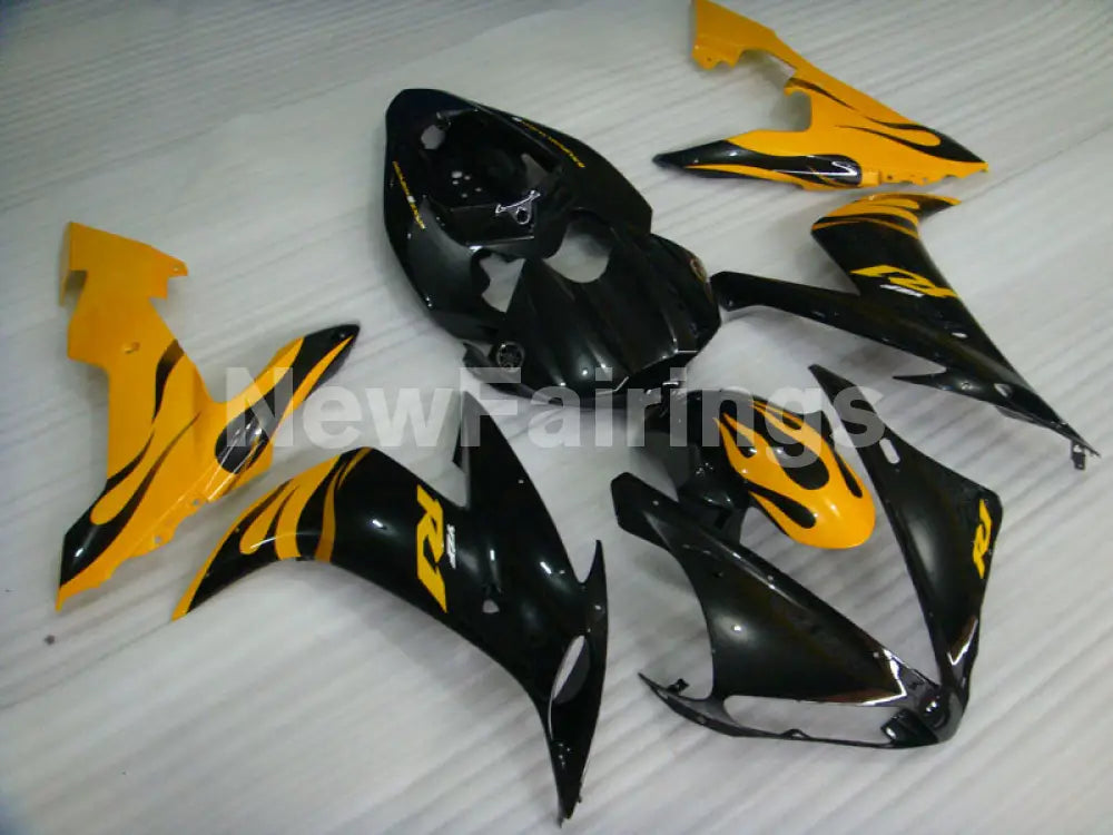 Black and Yellow Flame - YZF-R1 04-06 Fairing Kit