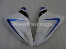 Charger l&#39;image dans la galerie, Blue and White Black Yoshimura - GSX-R750 11-24 Fairing Kit