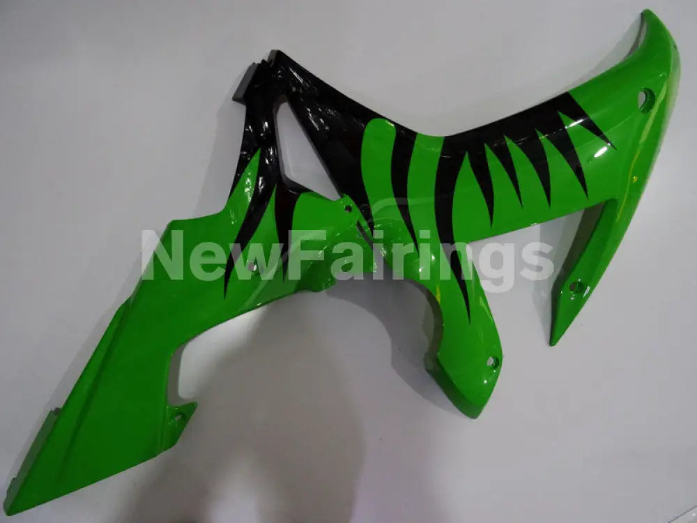 Green and Black Flame - YZF-R1 02-03 Fairing Kit - Vehicles