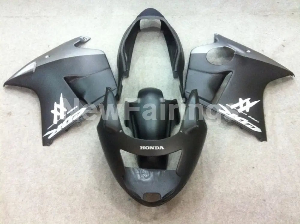 Matte Black and Silver Factory Style - CBR 1100 XX 96-07