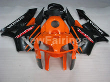 Charger l&#39;image dans la galerie, Orange and Black Factory Style - CBR600RR 05-06 Fairing Kit