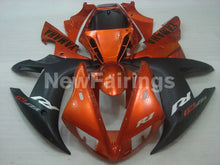 Charger l&#39;image dans la galerie, Orange and Matte Black Factory Style - YZF-R1 02-03 Fairing