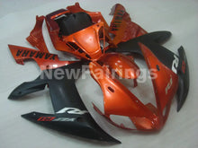 Charger l&#39;image dans la galerie, Orange and Matte Black Factory Style - YZF-R1 02-03 Fairing