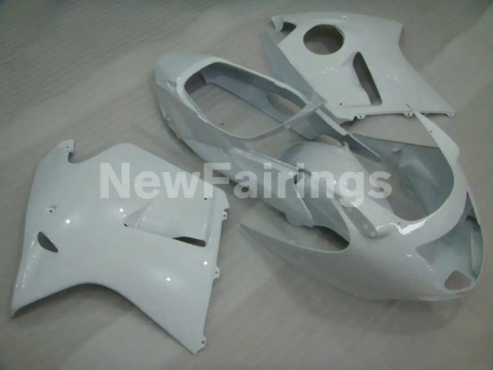 Pearl White No decals - CBR 1100 XX 96-07 Fairing Kit -