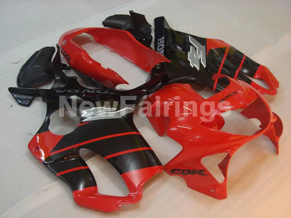 Red and Black Factory Style - CBR600 F4 99-00 Fairing Kit -