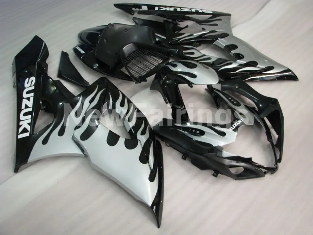 Silver and Black Flame - GSX - R1000 05 - 06 Fairing Kit