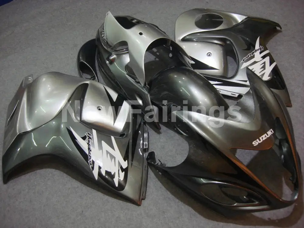 Silver and Grey Factory Style - GSX1300R Hayabusa 08-20