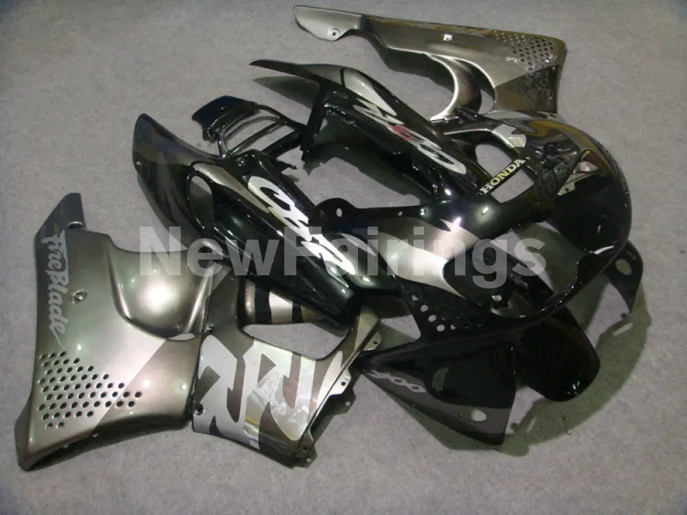 Silver Black Factory Style - CBR 900 RR 94-95 Fairing Kit -