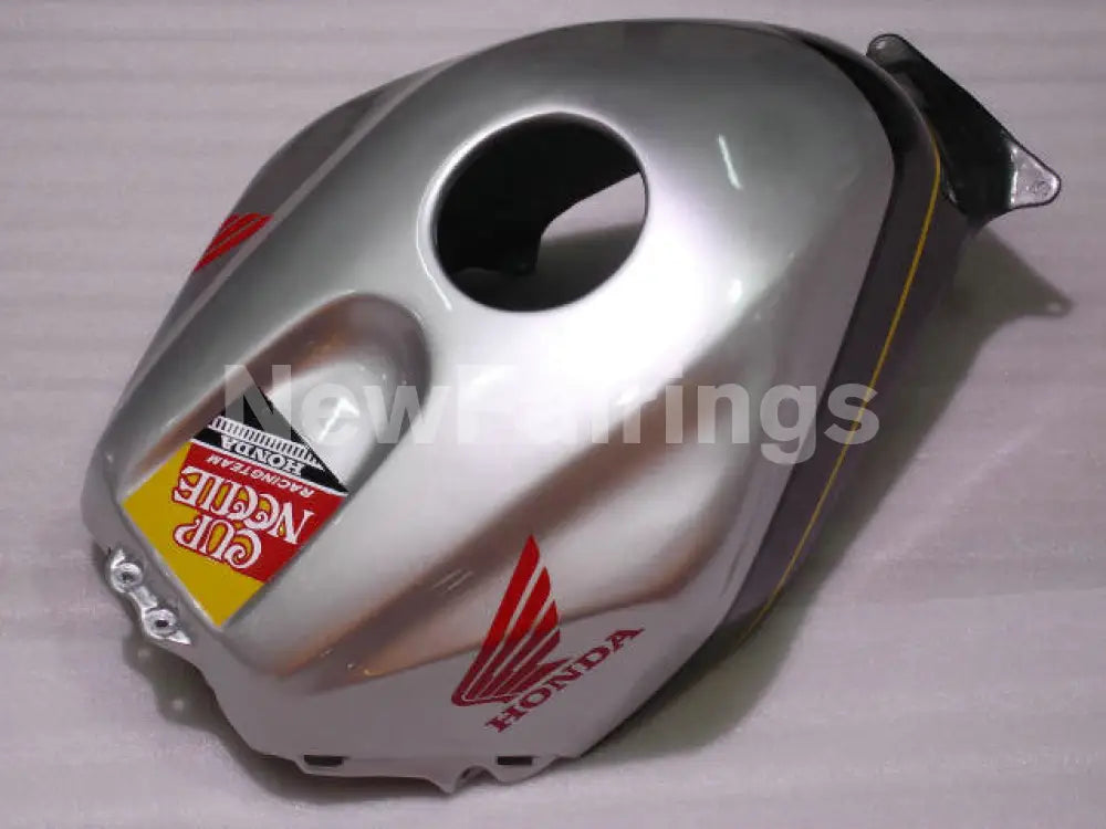 Silver Cup Needle - CBR600RR 03-04 Fairing Kit - Vehicles &