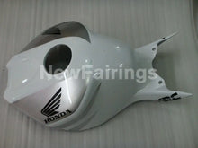 Charger l&#39;image dans la galerie, Silver and White Repsol - CBR1000RR 06-07 Fairing Kit -