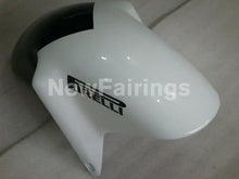 Charger l&#39;image dans la galerie, White and Black Corona - GSX-R600 96-00 Fairing Kit -