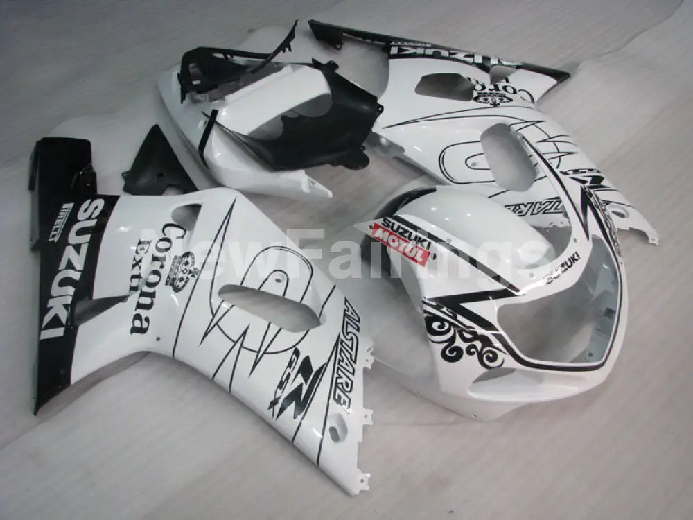 White and Black Corona - GSX-R750 00-03 Fairing Kit