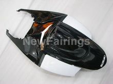 Charger l&#39;image dans la galerie, White and Black Corona - GSX-R750 06-07 Fairing Kit