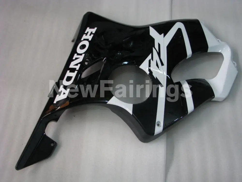 White and Black Factory Style - CBR600 F4 99-00 Fairing Kit