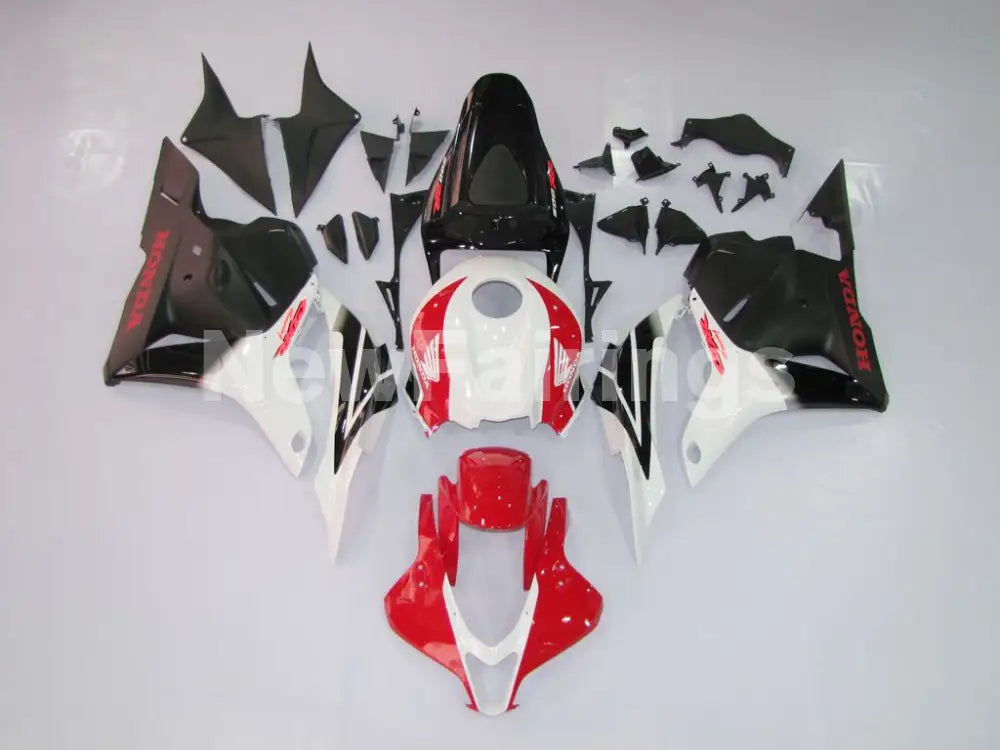 White and Red Factory Style - CBR600RR 09-12 Fairing Kit -