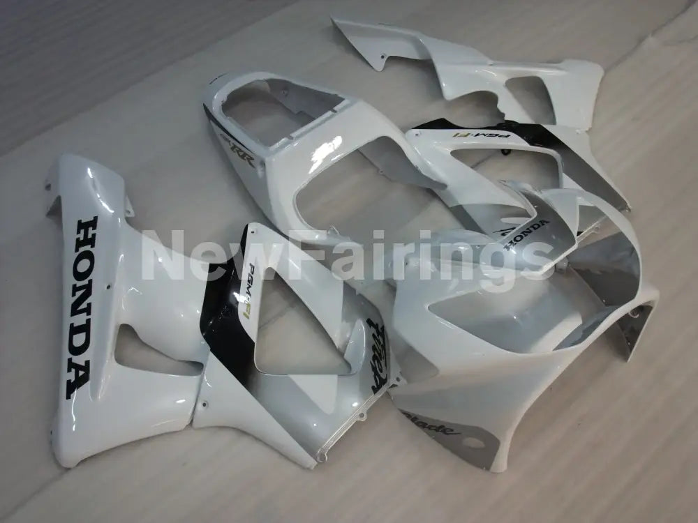 White and Silver Factory Style - CBR 929 RR 00-01 Fairing