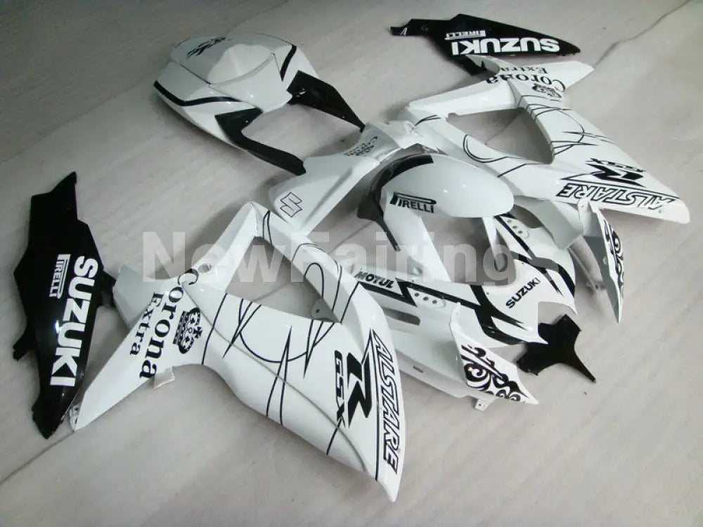 White Black Corona - GSX-R750 08-10 Fairing Kit Vehicles &