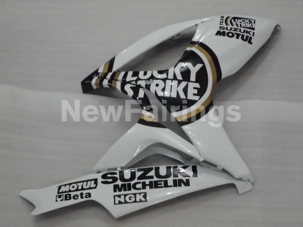 White and Black Lucky Strike - GSX-R750 06-07 Fairing Kit