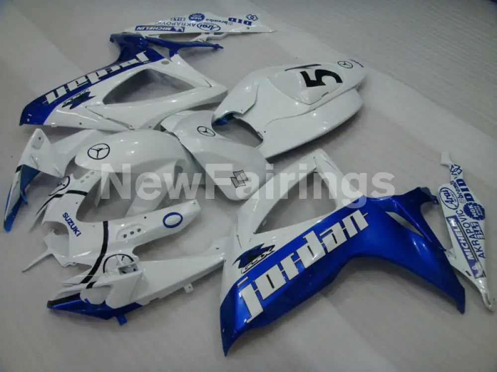 White and Blue Jordan - GSX-R750 06-07 Fairing Kit Vehicles