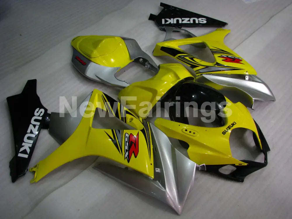 Yellow and Silver Black Factory Style - GSX - R1000 07 - 08